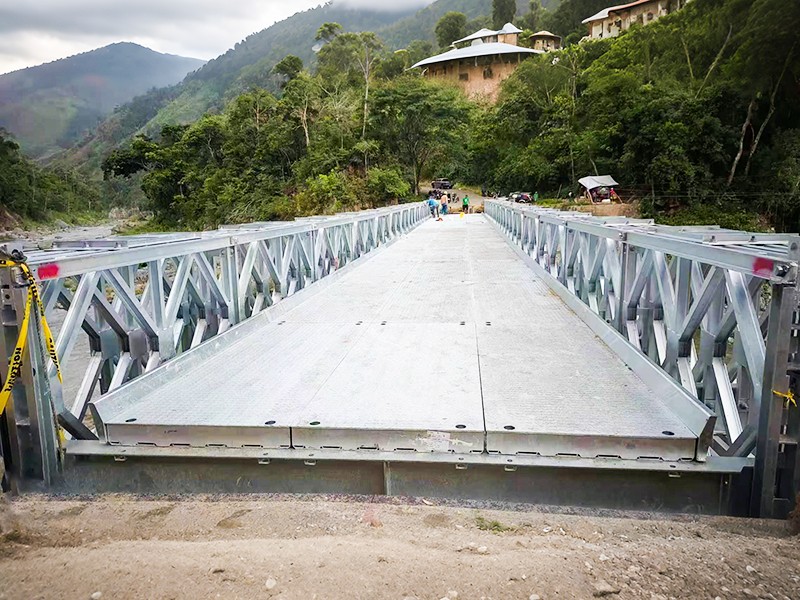 CB 100 Baileybrug Dubbelrijige enkellaags op maat gegalvaniseerde Baileybrug